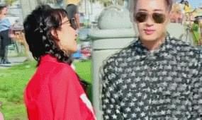 新娘吃瓜尖叫视频,现场气氛热烈！